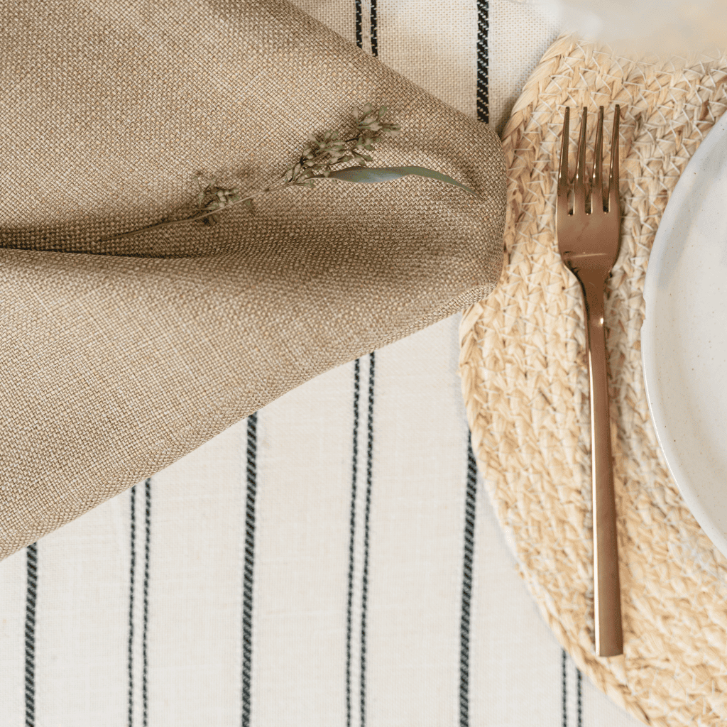 Nappe Ronde Lin Ligné Noir 132''