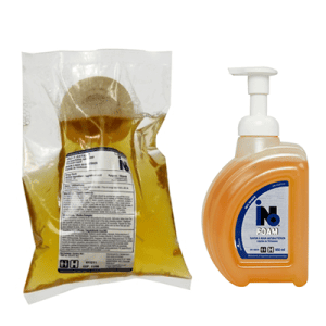Savon à mains moussant antibactérien à l'aloès et à la vitamine E.