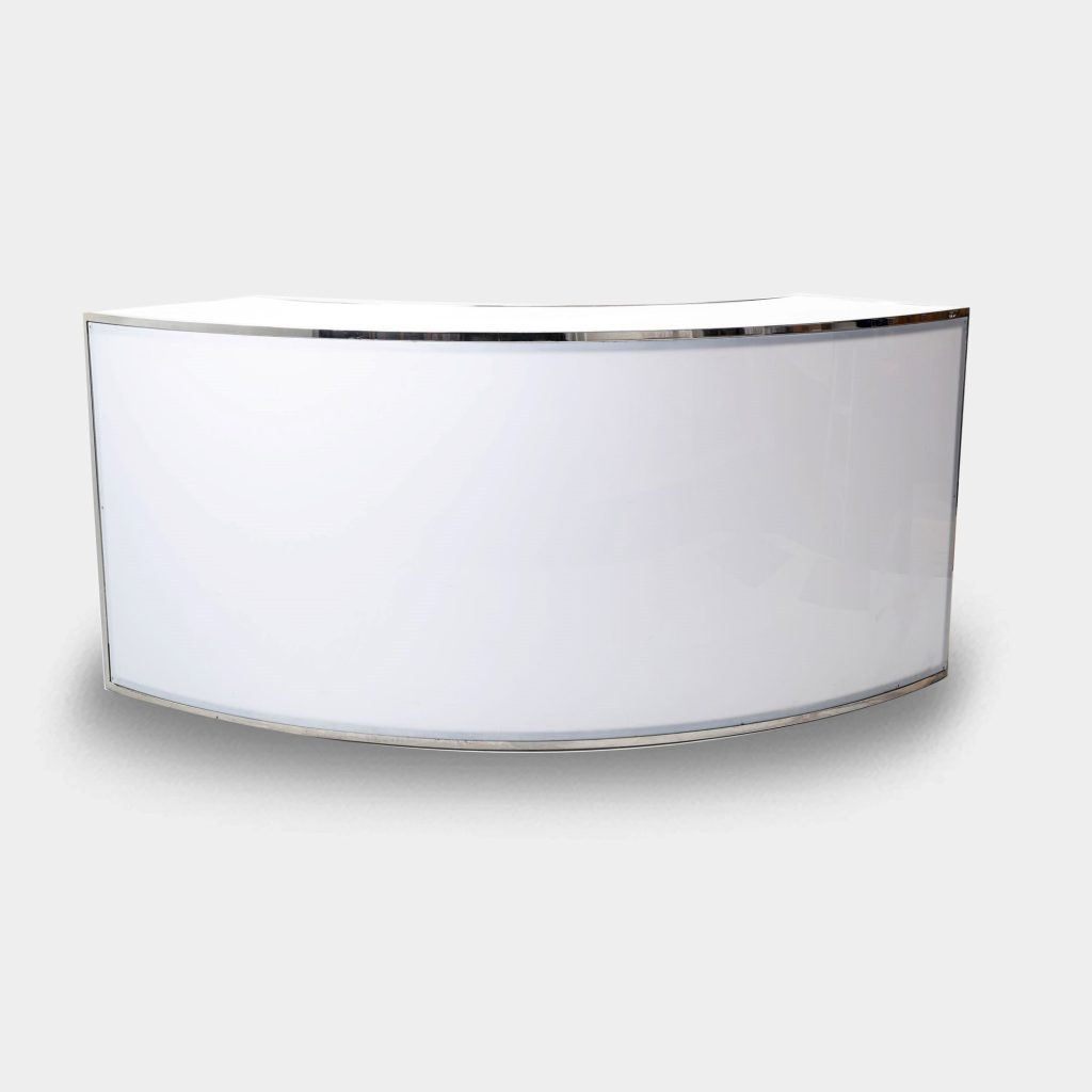 Plexi quarter-moon bar